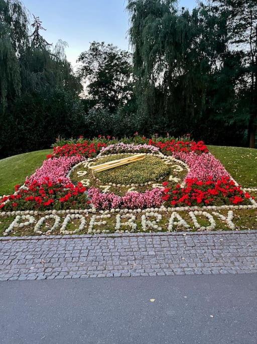 Apartman Terasa U Kolonady Apartman Poděbrady Kültér fotó